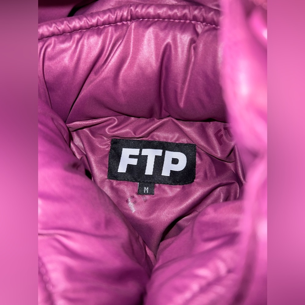 ❗️SOLD❗️☠︎︎ FTP LOGO WORLD DOMINATION QUILT PUFFER JACKET PLUM ☠︎︎ - Picture 14 of 15